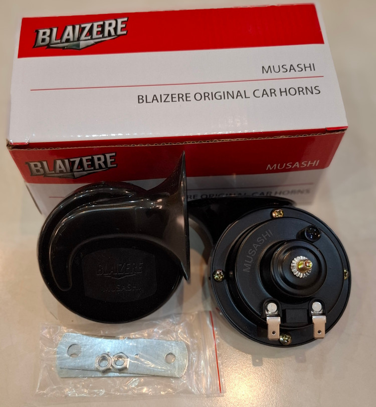 بوق پژویی دو فیش بلیزر (BLAIZERE) 12 ولت (تکی و عمده)